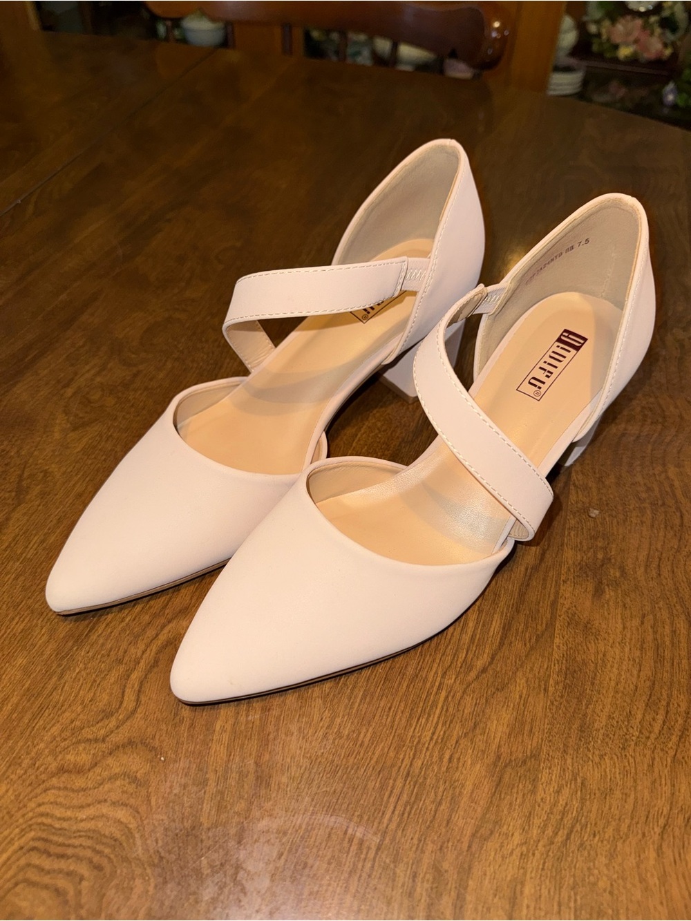 Pointed Mary Jane Heels in Light Blush